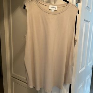 Joseph Rykoff, beige shell.